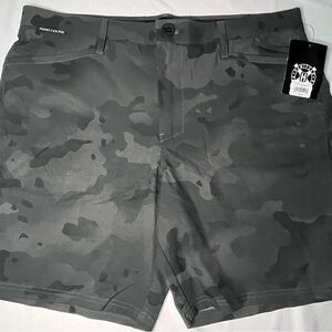 HOWITZER Men's Camo Athletic Shorts - Gray